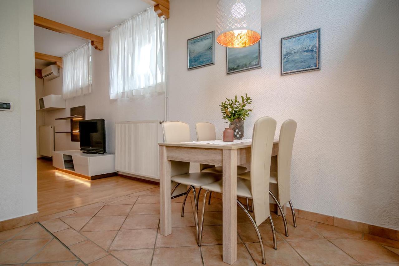 Hisa Taljat Lägenhet Most na Soči Exteriör bild
